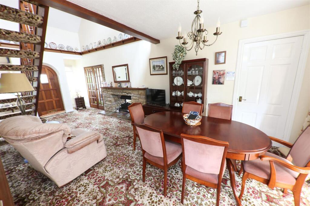 House in Doncaster - View 5