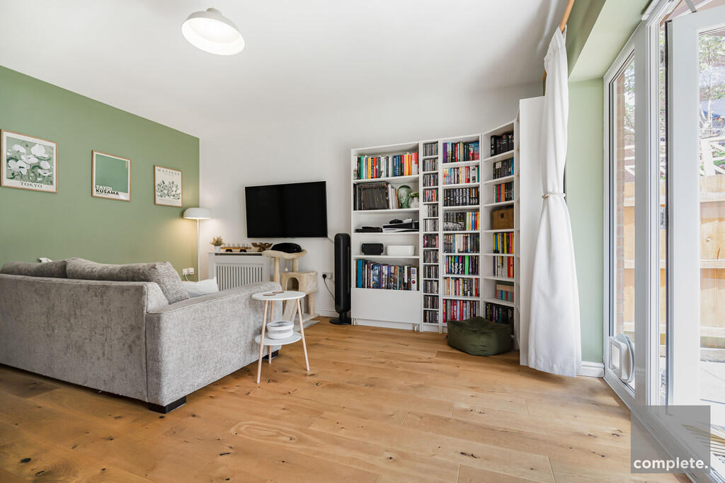Higher Meadow, Cranbrook, Exeter - View 6