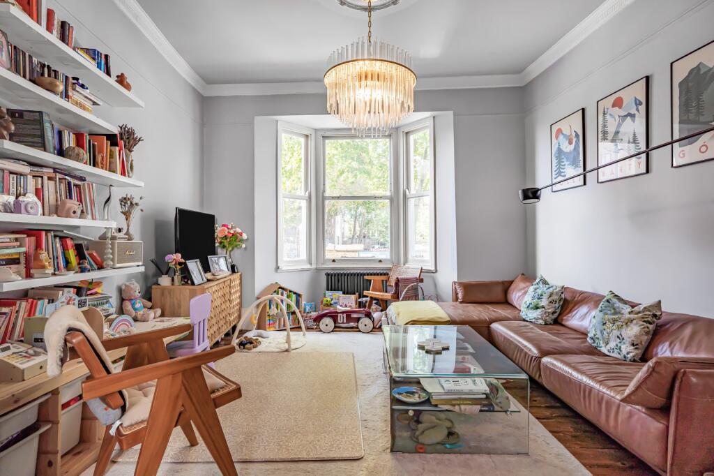 Main image of property: Victoria Park Road, London, E9