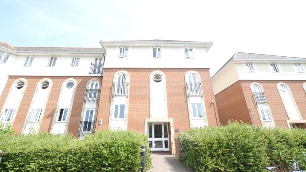 Main image of property: Walsingham Close, Hatfield