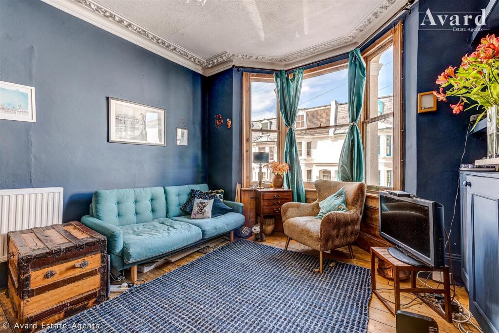 Apartment in Brighton - View 4