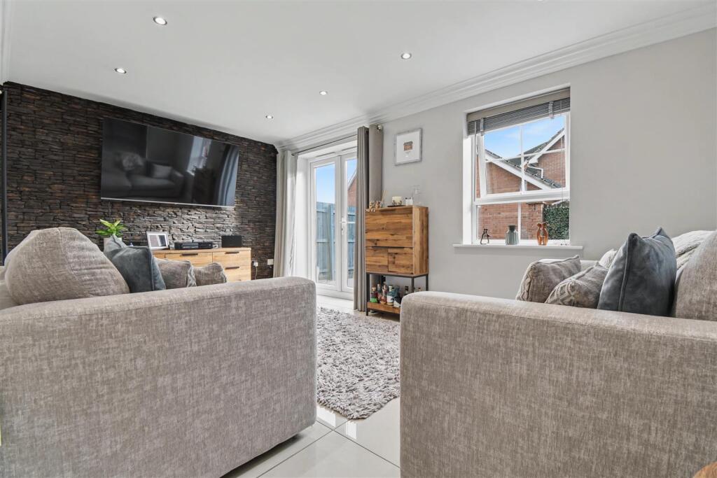 Osprey Drive, Scunthorpe photo 2