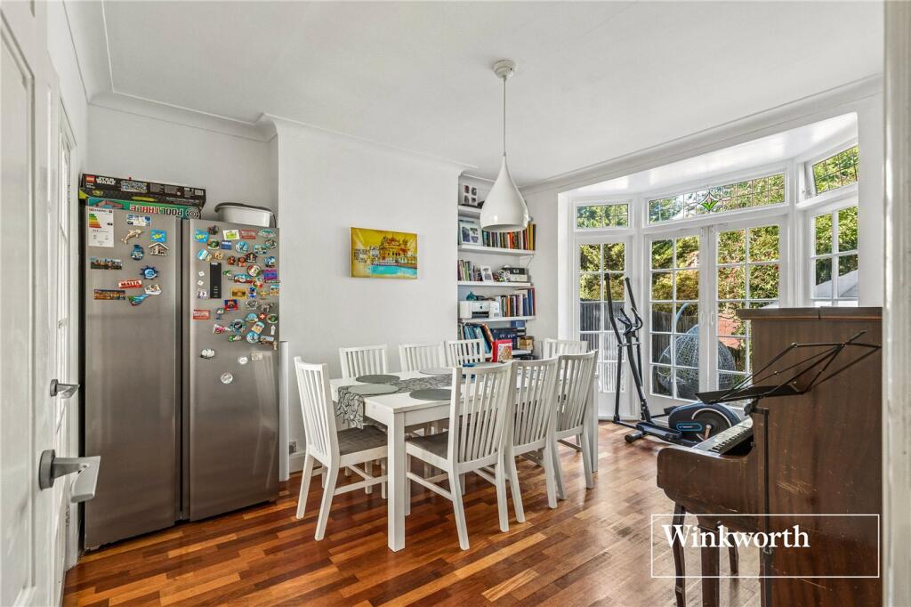 House in London - View 5