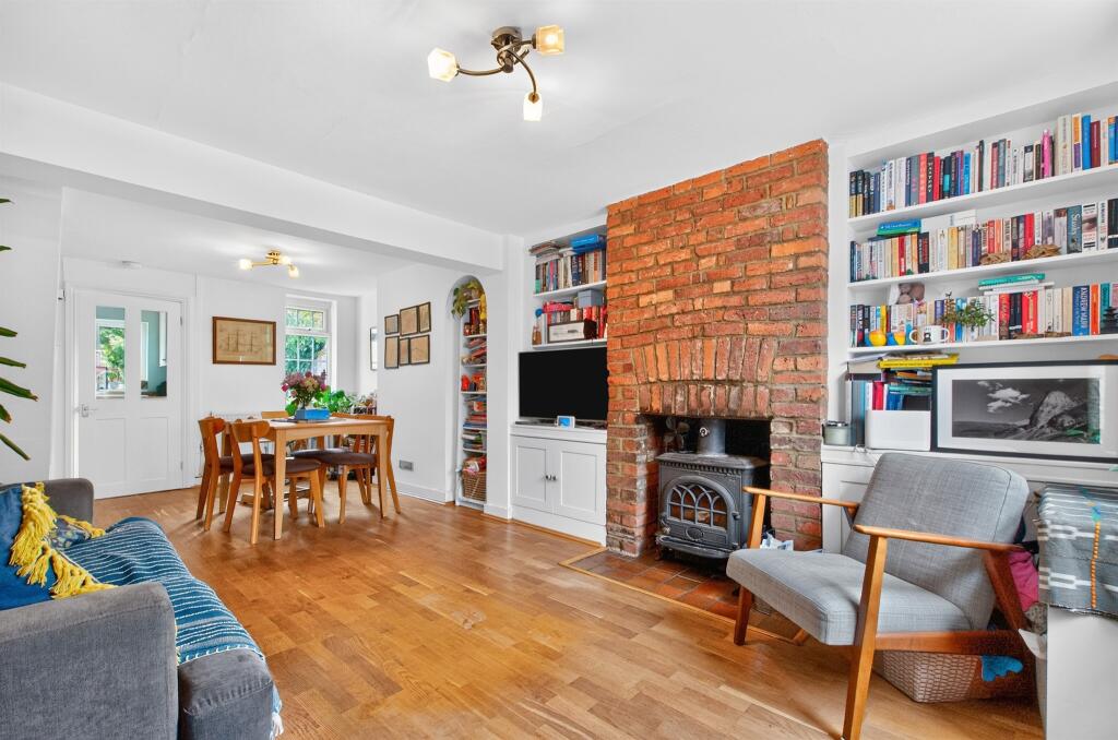 Cravells Road, Harpenden photo 5