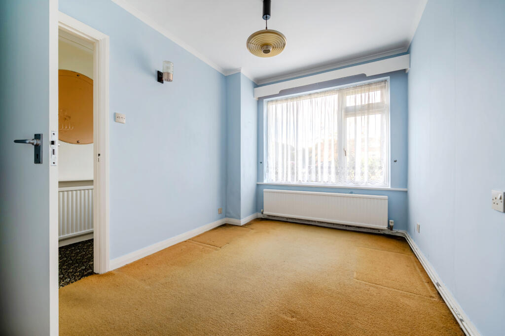 High Road, Whetstone, N20 photo 4