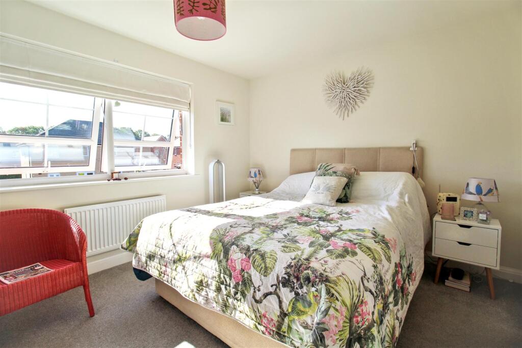 House in Broadland, Sprowston - View 4