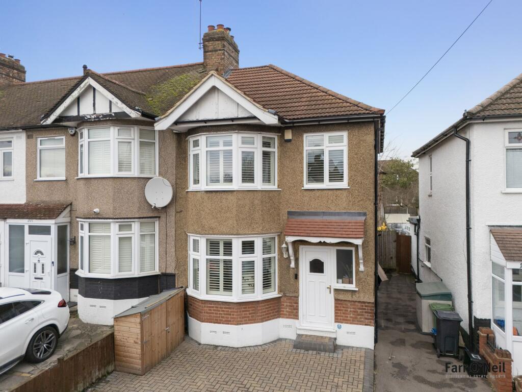 Main image of property: Buckhurst Way, Buckhurst Hill, IG9