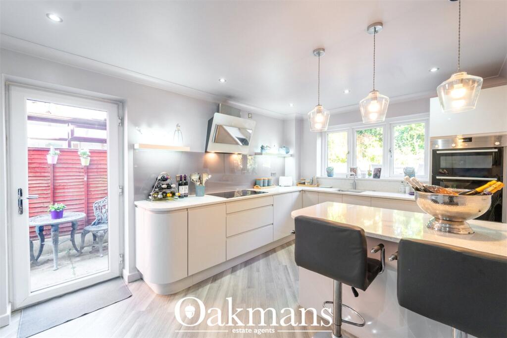 Additional image 6 of Hillview Close, Lickey End, Bromsgrove, Worcestershire, B60