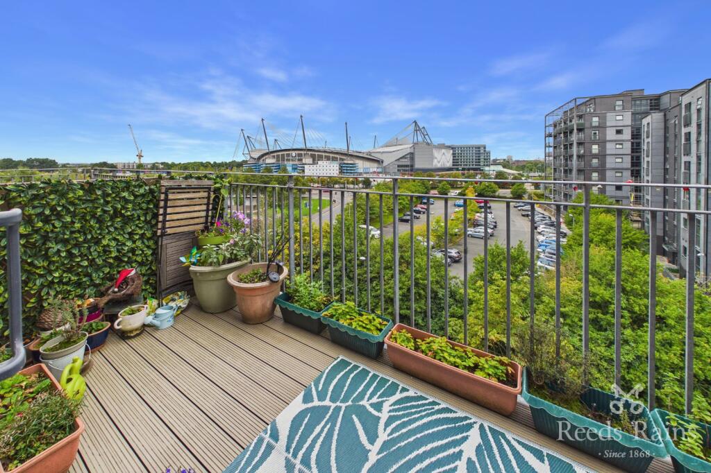 Apartment in Manchester - View 4