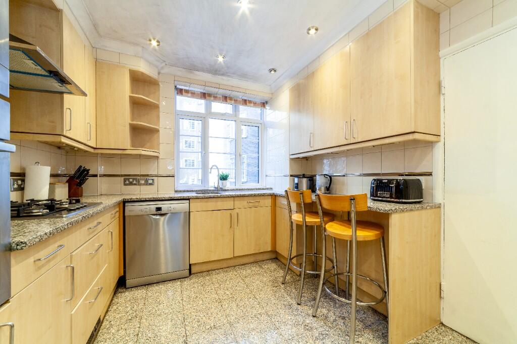 3 bedroom flat for rent