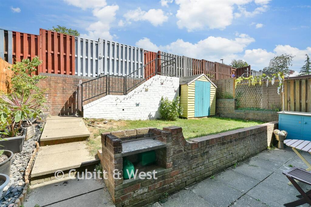 Cotton Walk, Broadfield, Crawley, West Sussex - View 2