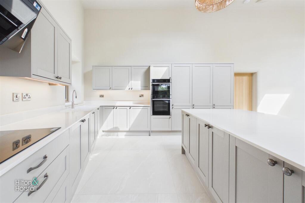 House in Pendle, Higherford, Barrowford - More