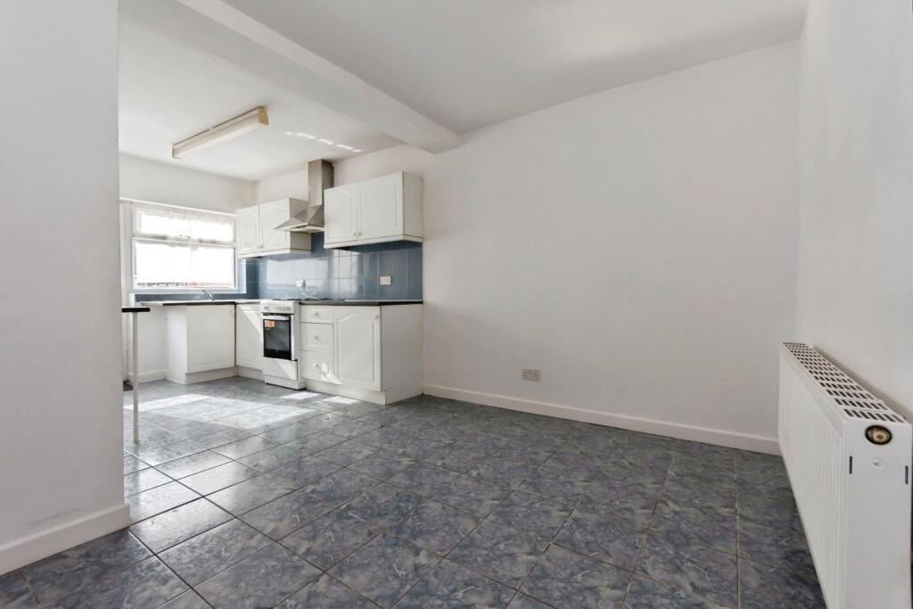 House in Birmingham, Acocks Green - View 4