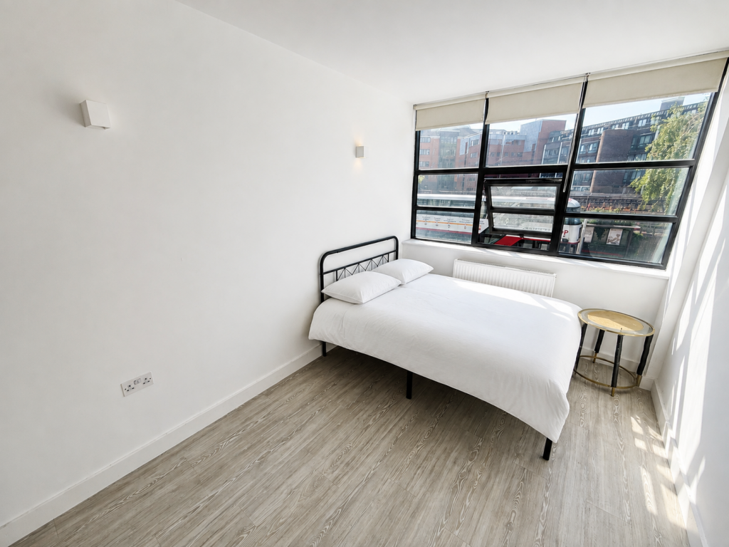 Main image of property: College Road, Harrow, HA1 1BQ