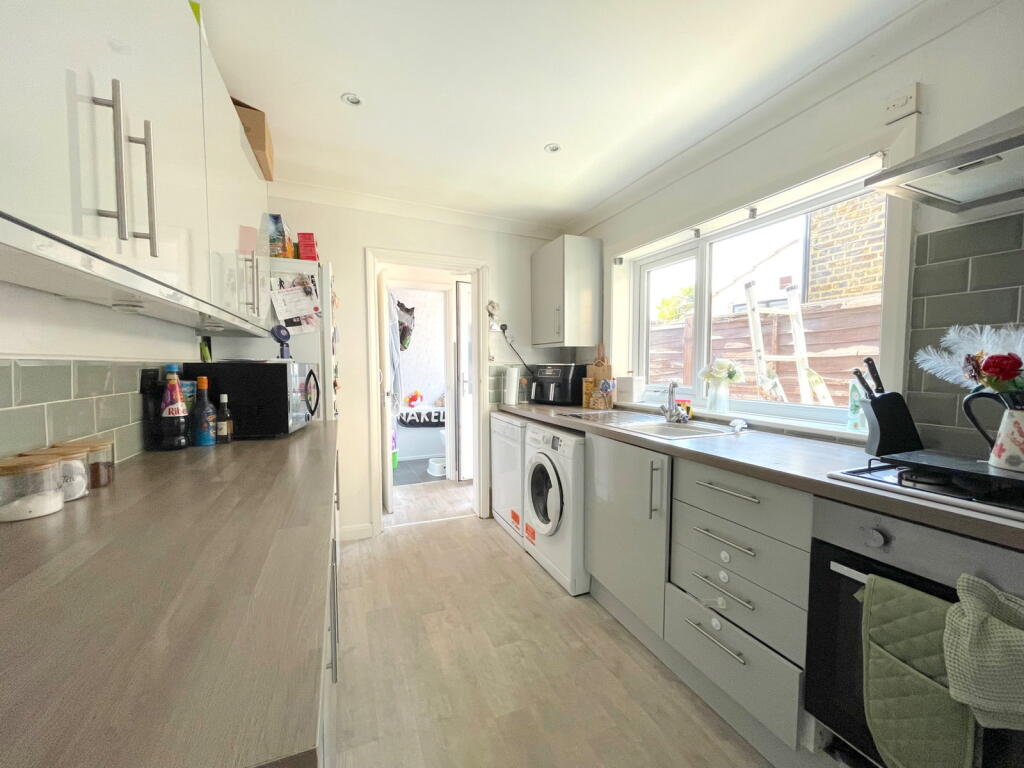 House in Rochester - View 5
