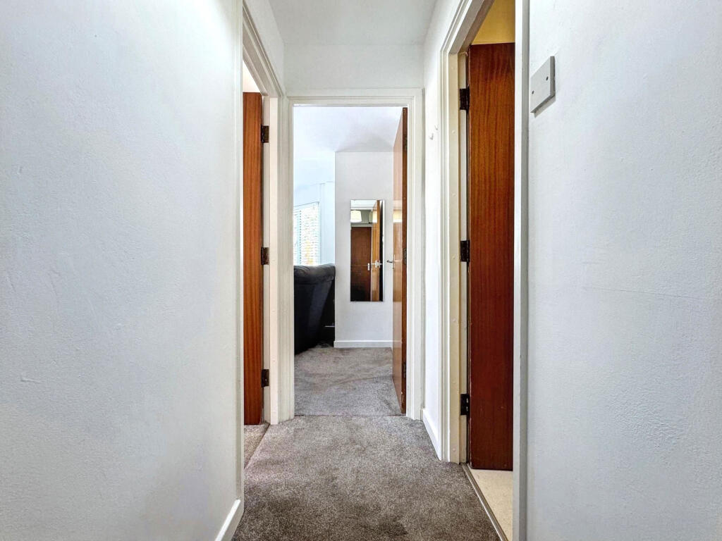 Apartment in South Tyneside, North East - View 4