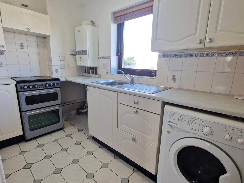 Apartment in Portsmouth - View 2
