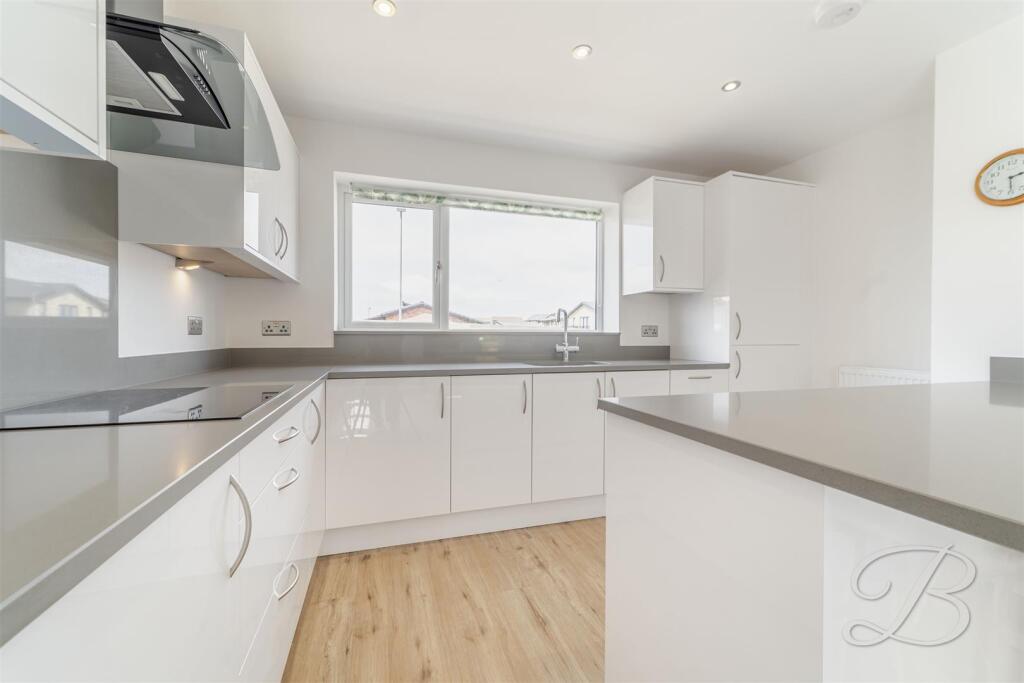 The Grange, Mansfield - View 5