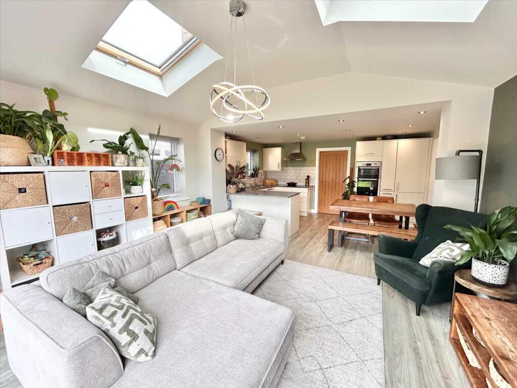 House in Nottingham - View 4