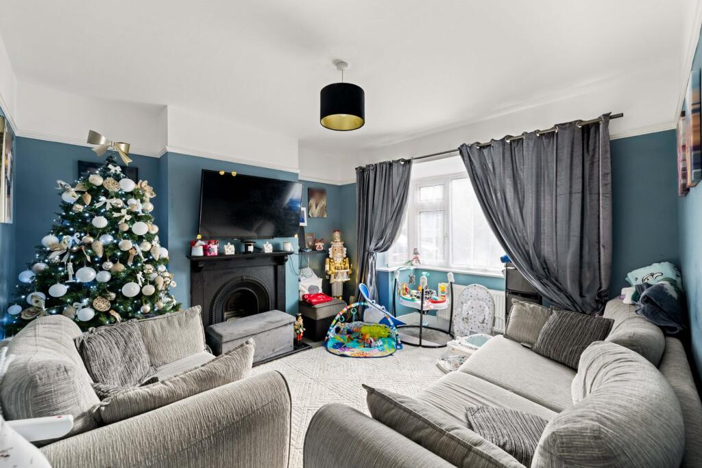 Church Road, Folkestone, CT20 photo 2