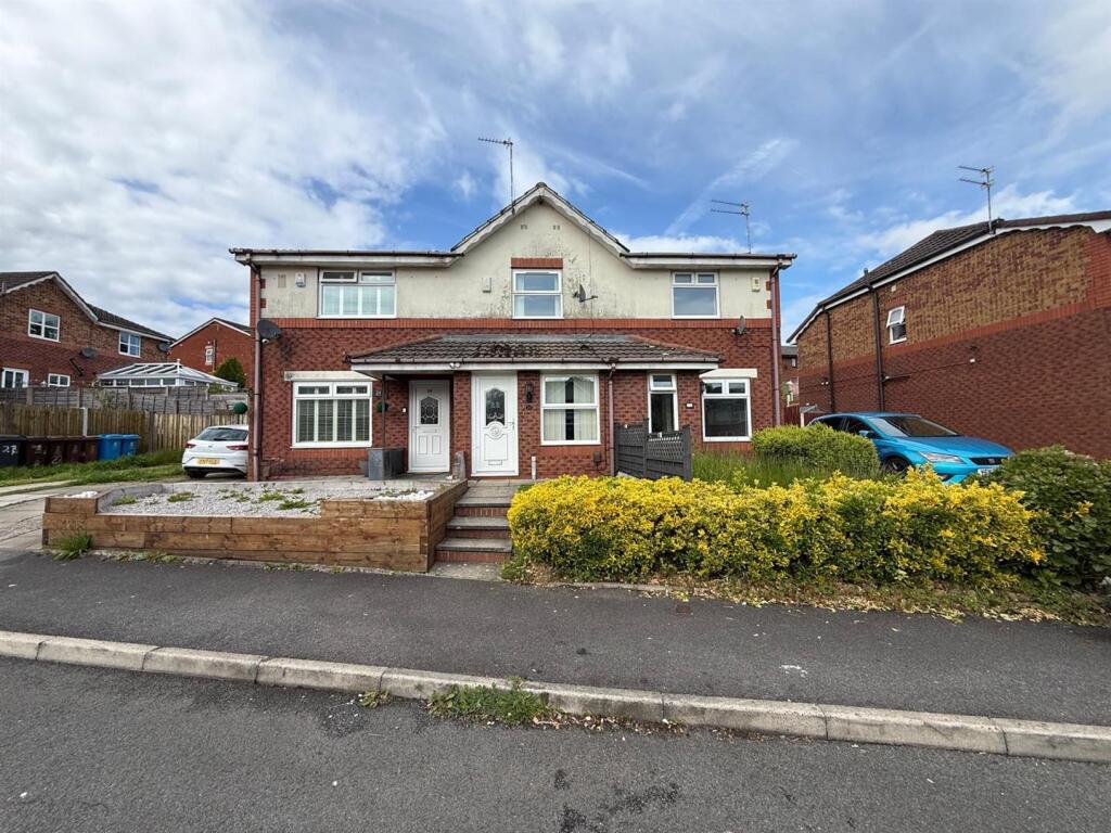 Main image of property: April Close, Oldham