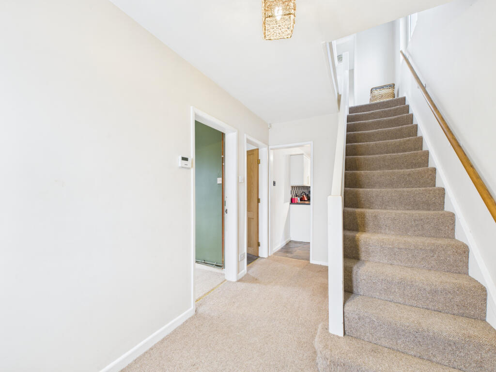The Close,  Fulwood, PR2 photo 2