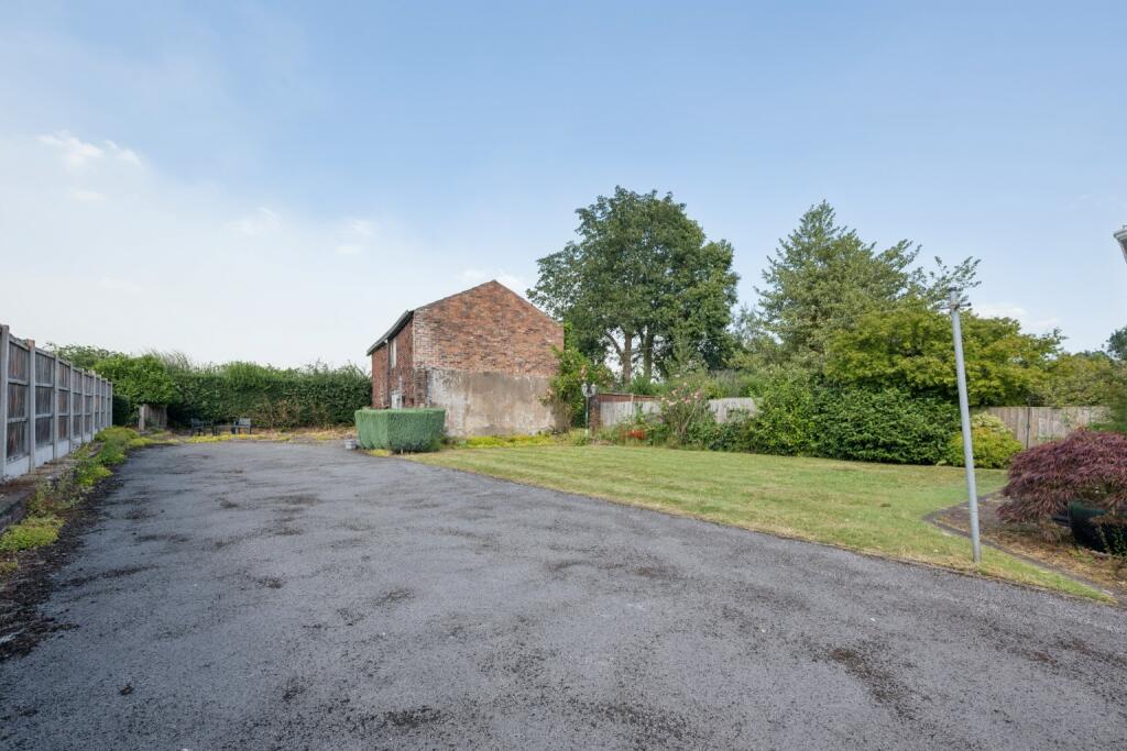 House in Warrington - View 3
