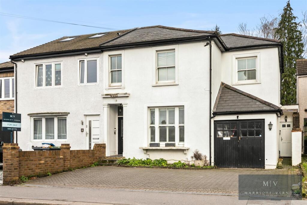 Main image of property: Selsdon Road, South Croydon