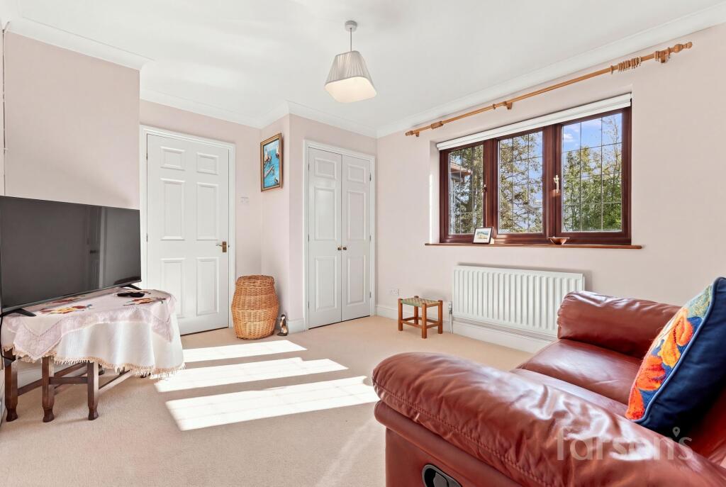 House in Brentwood, Essex - More