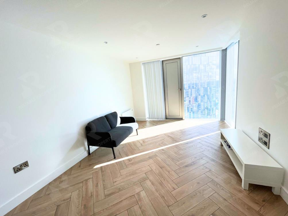 Main image of property: Elizabeth Tower,Silvercroft St., M15 4ZF