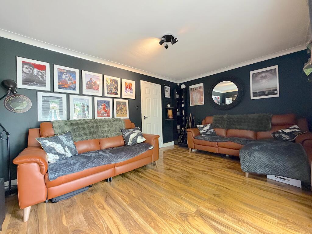 Moxhull Close, Willenhall, Wolverhampton, WV12 photo 4