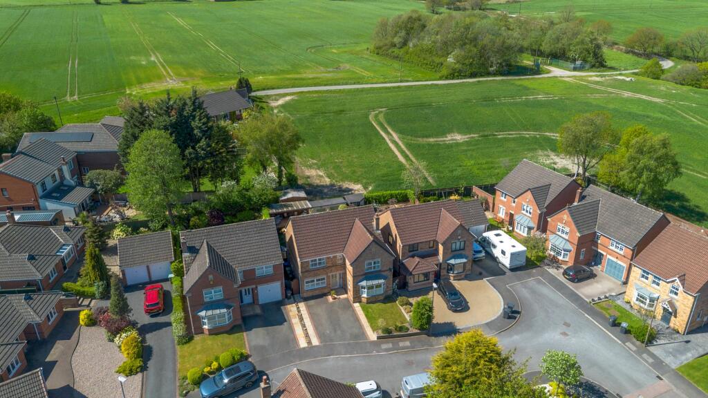 Main image of property: Kielder Close, Ashton-In-Makerfield, WN4