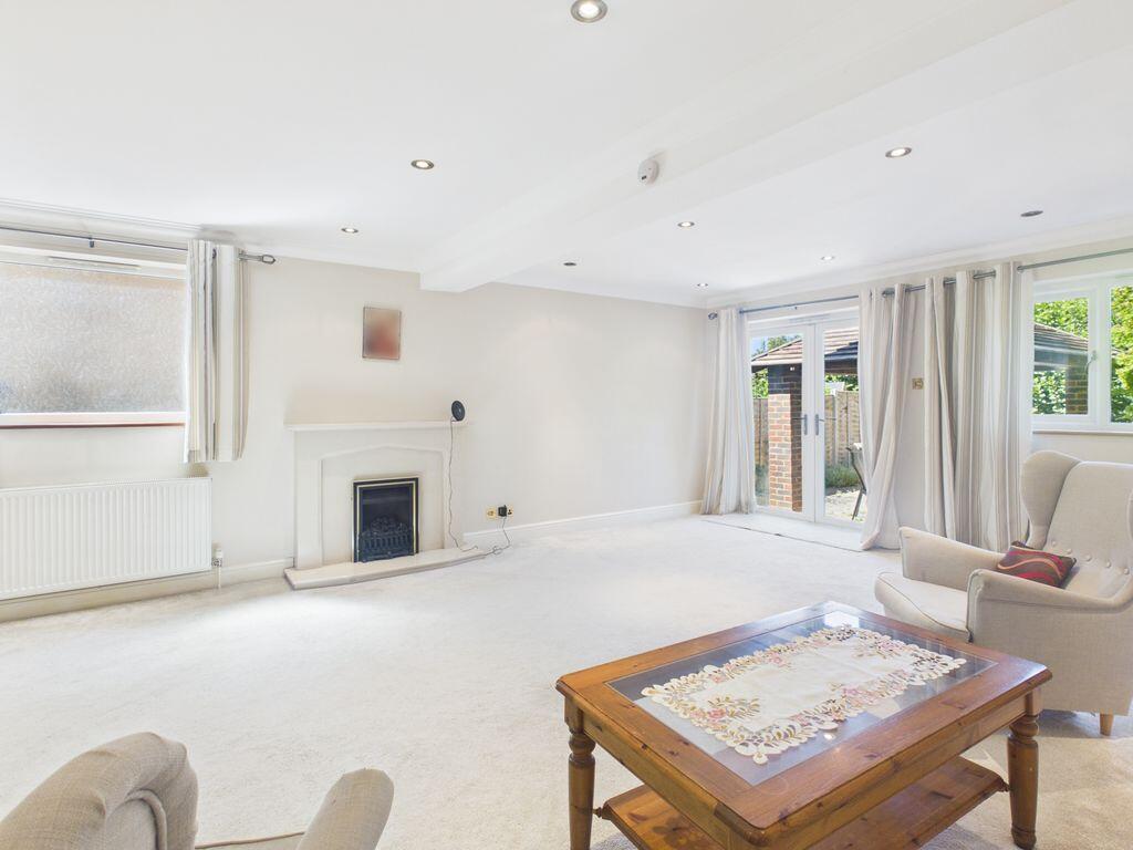 House in Tunbridge Wells, Horsmonden - View 2