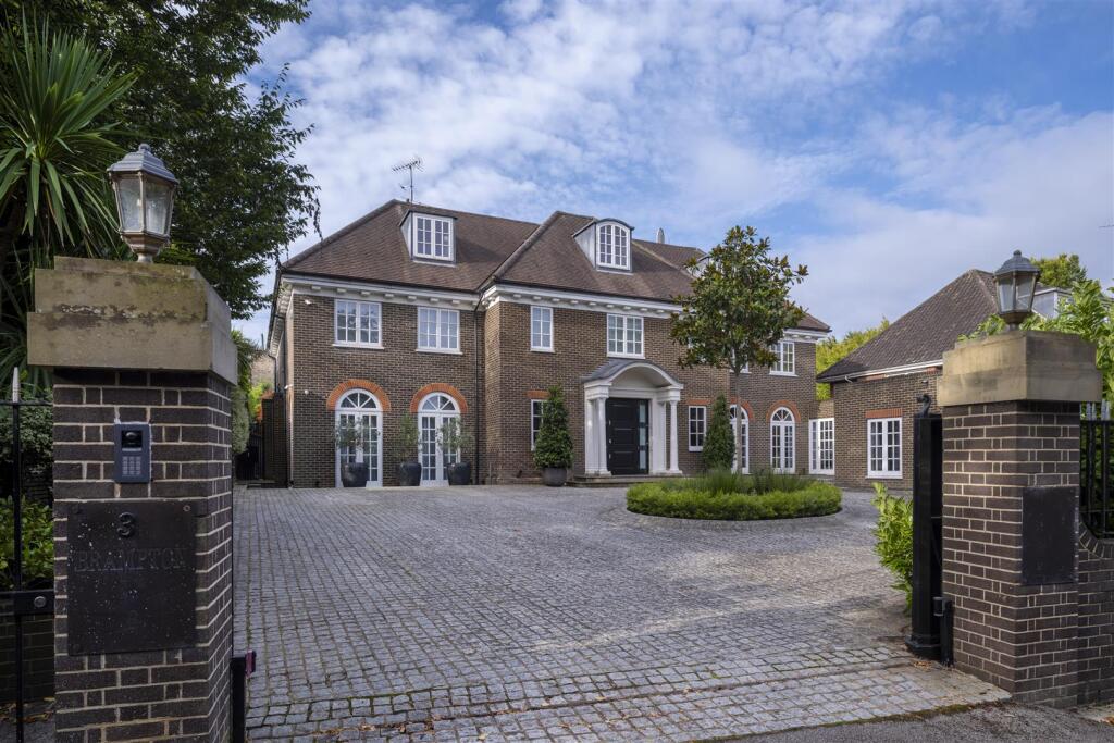 Main image of property: Byron Drive, N2