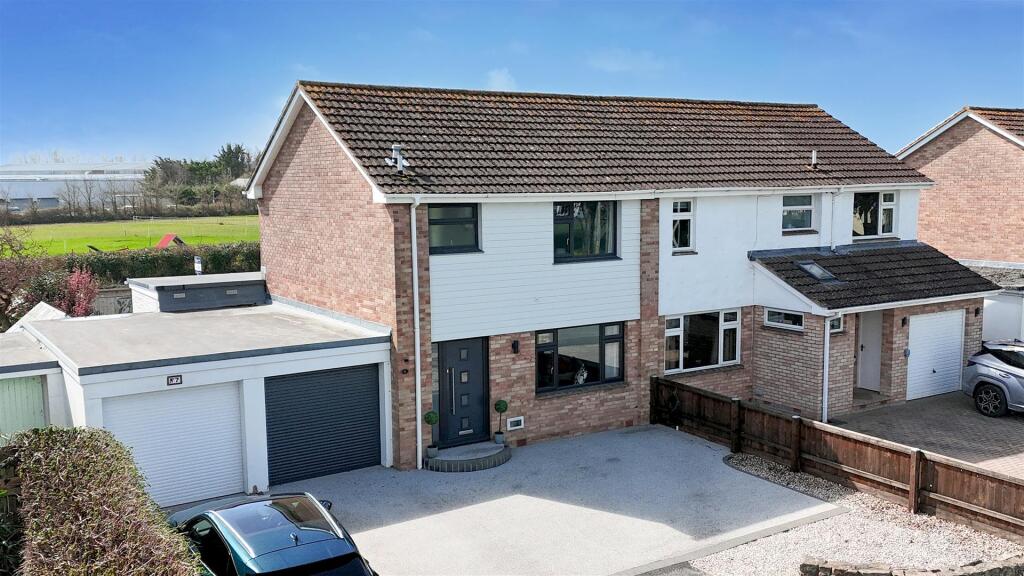 Main image of property: Wrafton