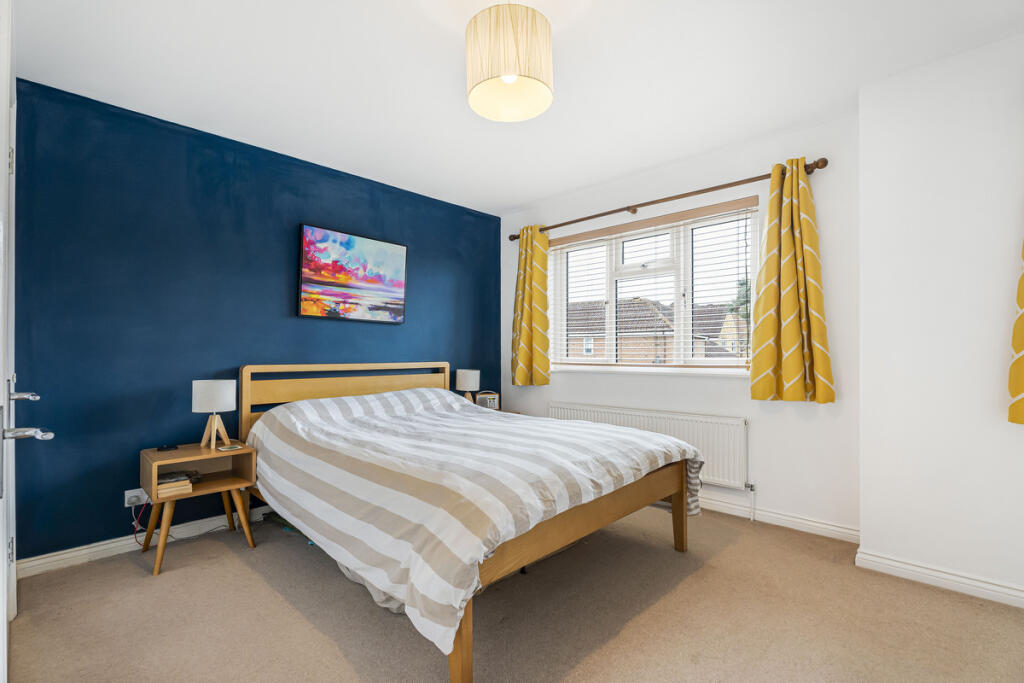 House in South Oxfordshire, Ladygrove, Didcot - More