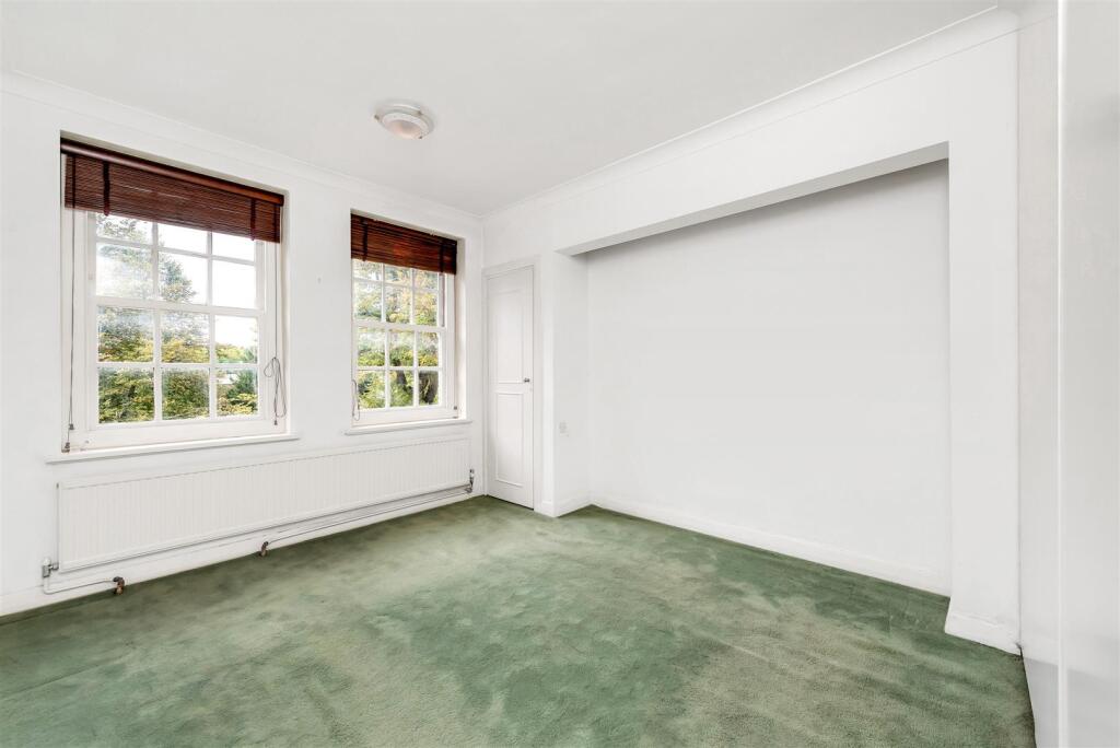 Apartment in London - View 4
