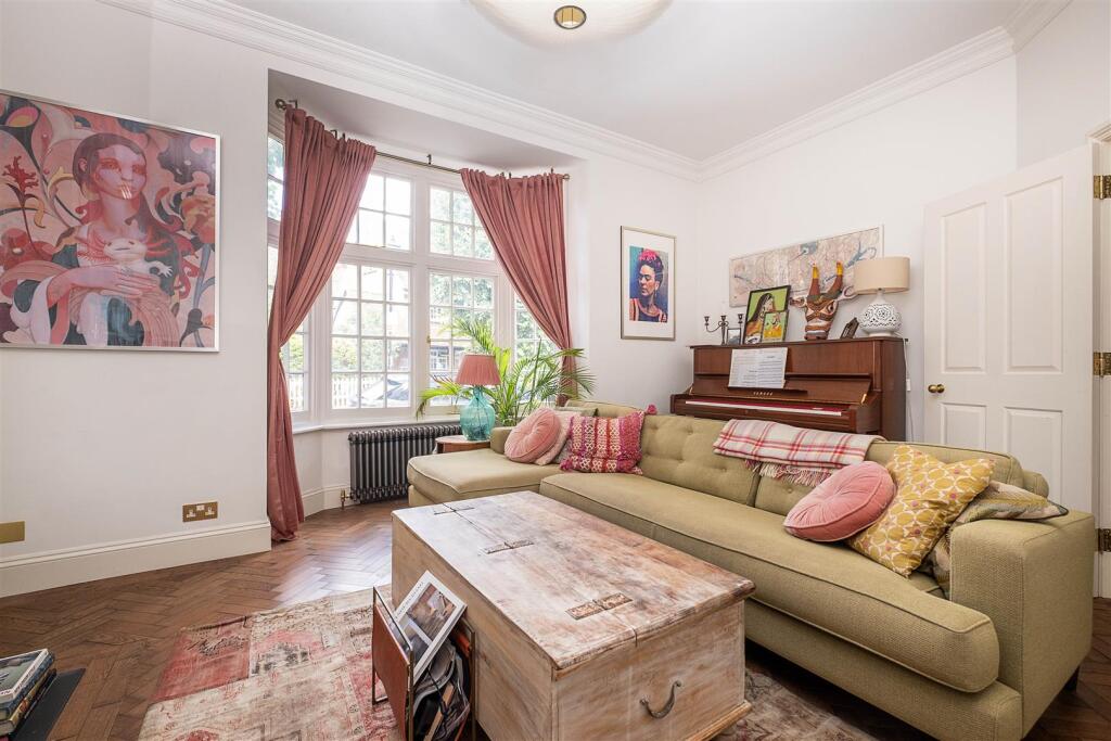 House in London - More