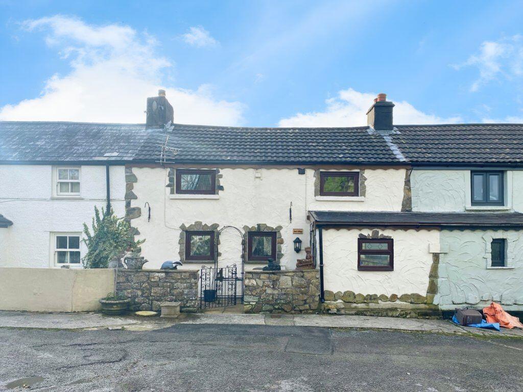 Main image of property: Rees Row, Bryncethin, Bridgend, CF32 9TR