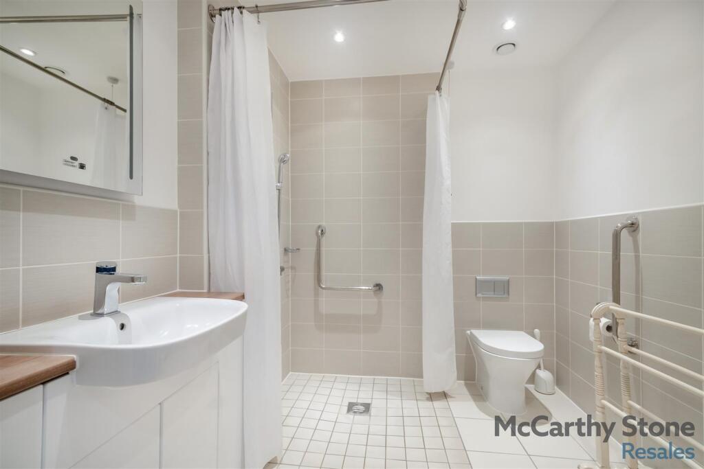 Additional image 7 of 44 Eleanor House, London Road, St. Albans AL1 1NR