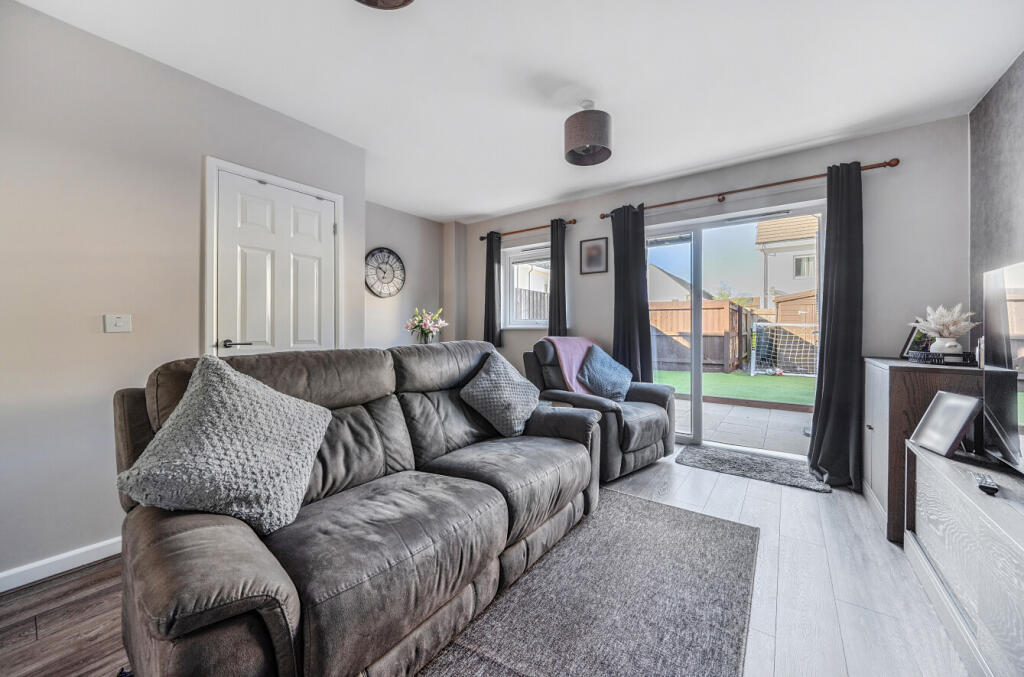 House in Plymouth - View 4