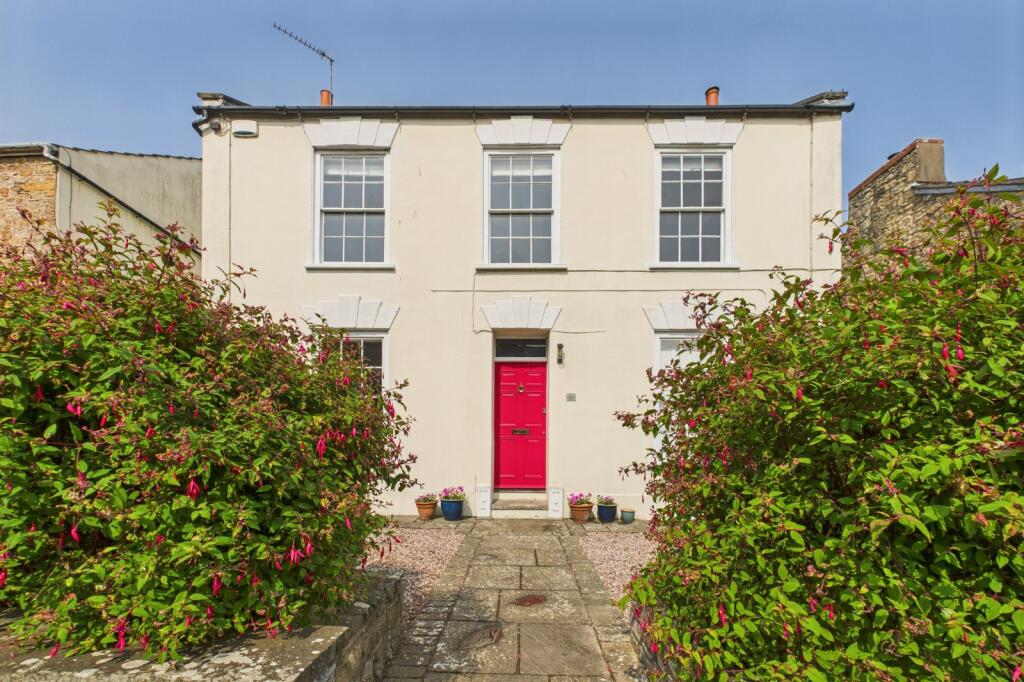5 bed detached - Copse Road, Clevedon, North Somerset, BS21 image 2
