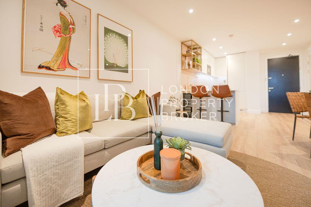Apartment in Harrow - More