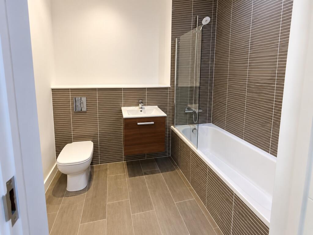 Apartment in Birmingham, Jewellery Quarter - View 5