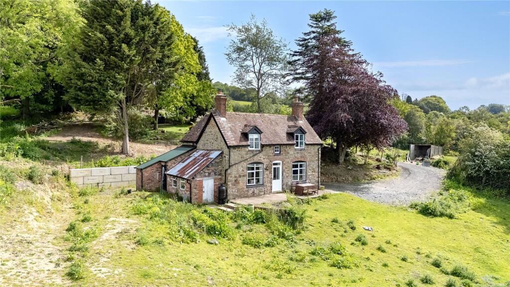 House in Caynham, Shropshire - View 5