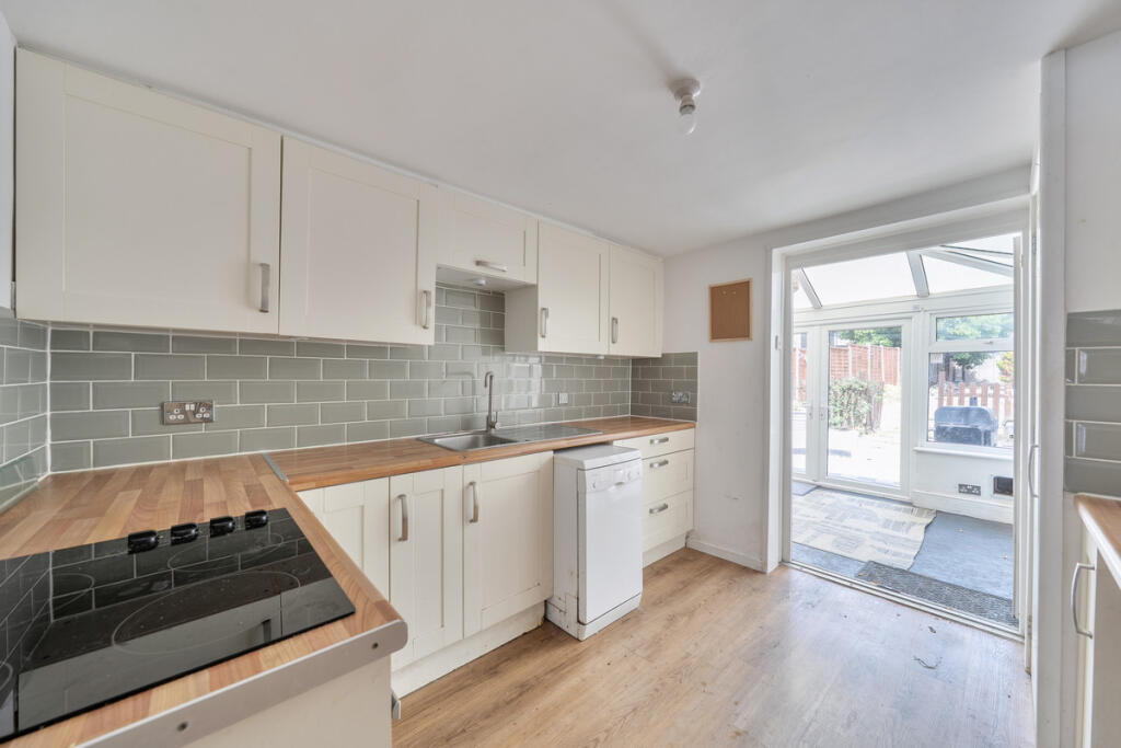 House in Southampton - View 5