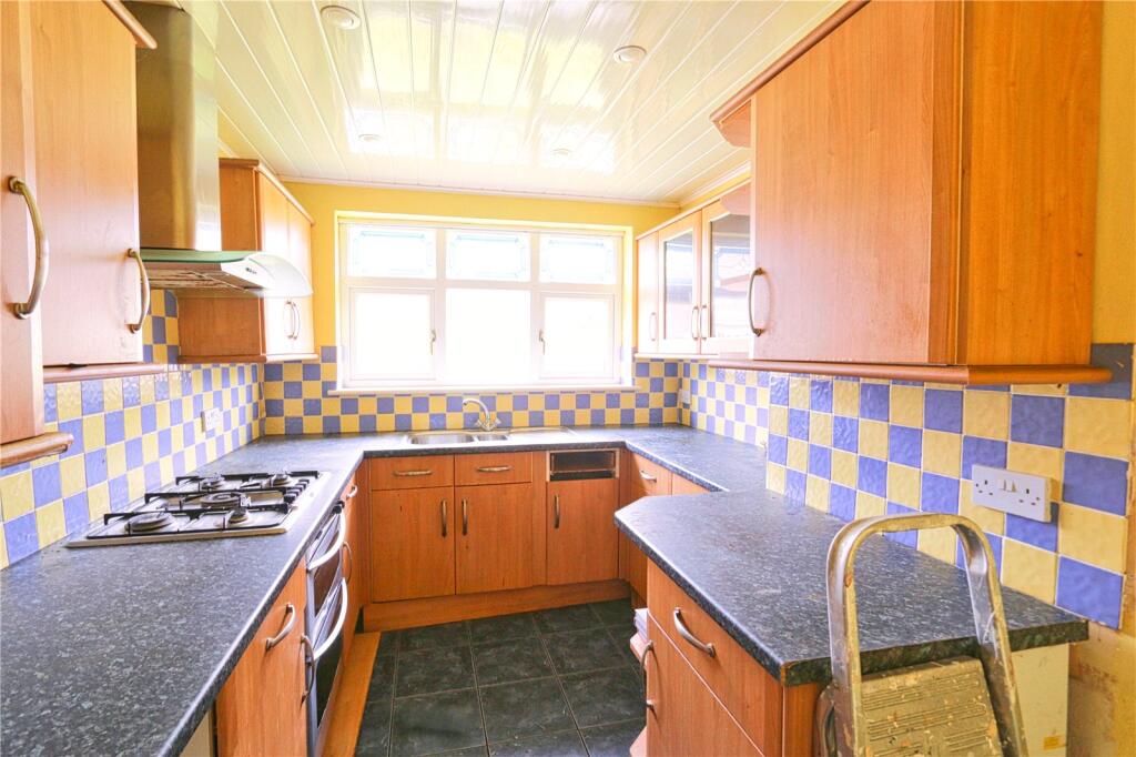 Bembridge Road, Denton, Manchester, Greater Manchester, M34 photo 4