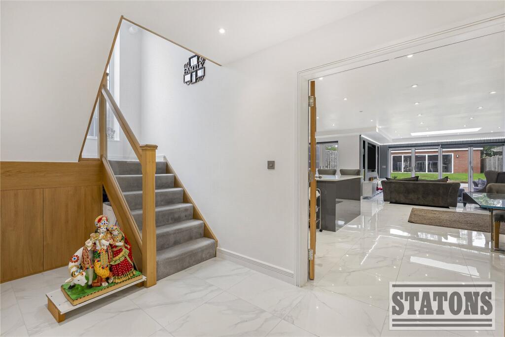 Additional image 6 of Upland Drive, Brookmans Park, Hatfield, Hertfordshire, AL9