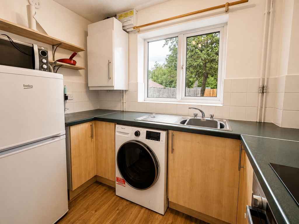 House in Cardiff, Thornhill - More