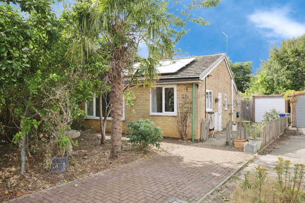 Main image of property: Stanwell Lea, Middleton Cheney, Banbury